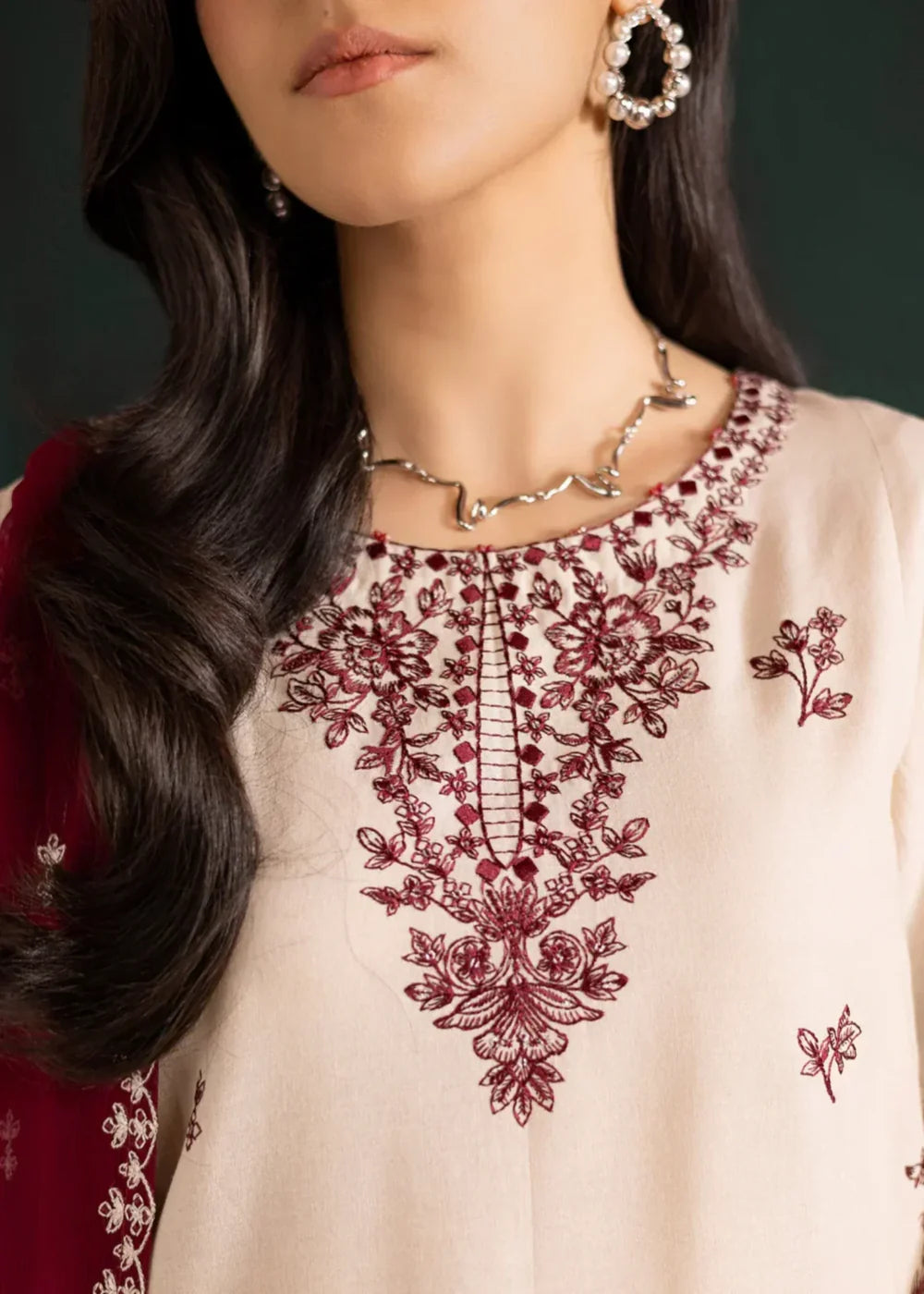 Lvory Rua Embroidered-3pics